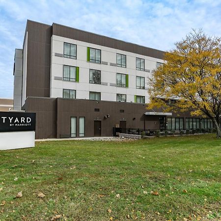Courtyard By Marriott West Springfield Hotel Bagian luar foto